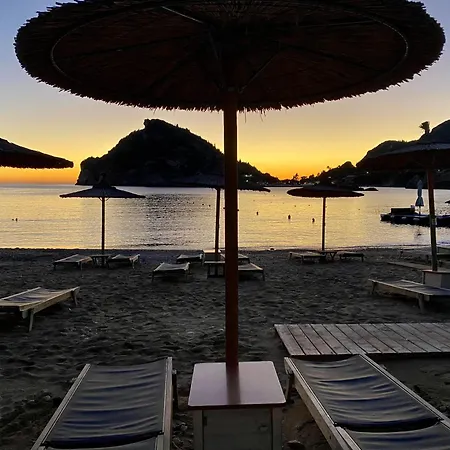 Poseidon Beach Bar & Restaurant باليوكاستريتسا