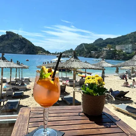 Poseidon Beach Bar & Restaurant باليوكاستريتسا