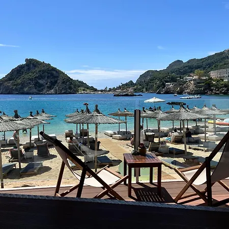Poseidon Beach Bar & Restaurant شقة باليوكاستريتسا