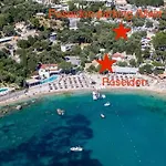 Poseidon Bar & Restaurant *