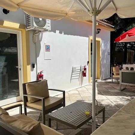 Daire Poseidon Beach Bar & Restaurant *