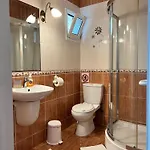 Poseidon Bar & Restaurant Apartman